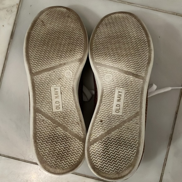 OLD NAVY Cheetah Sneakers - Picture 6 of 6